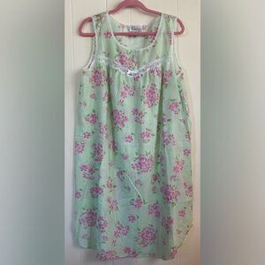 Character Gown Womens Large Green Floral Lace Trim Sleeveless Chemise Bow